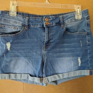 SO cuffed denim shorts